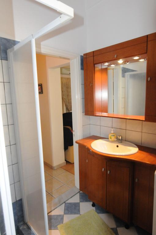 Apartamento George Myrties Exterior foto
